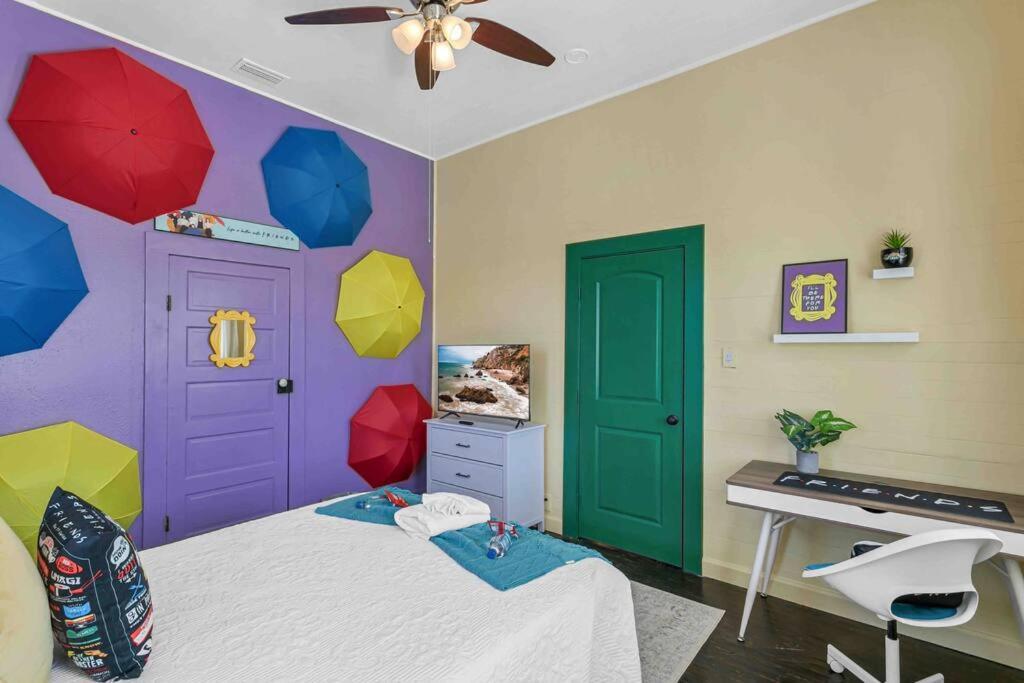 Friends Airbnb Themed 2Bed 2Bath Walkable To All Of Ybor Tampa Exterior foto